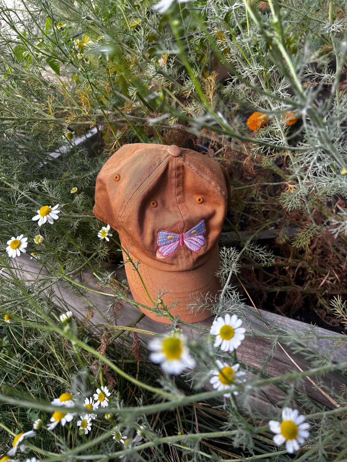 Geewees X Atelier Zuzu Bisou Papillon Ginger Cap